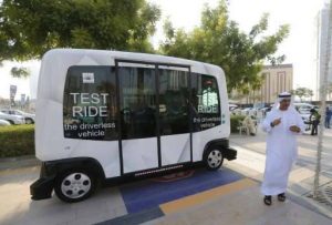 खाडी मुलुक दुबईमा चालकविनाको मिनीबसद्वारा सेवा सुरु